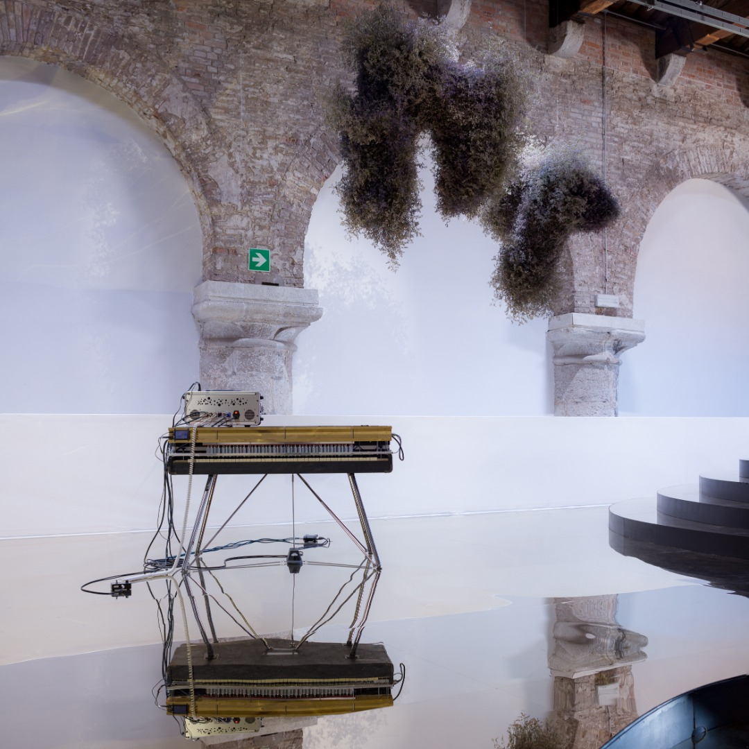 velocity0-installation-vie-photo-by-alvise-busetto